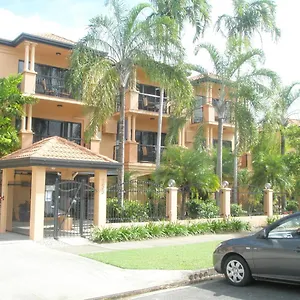 Plaza 4*, Cairns Australia