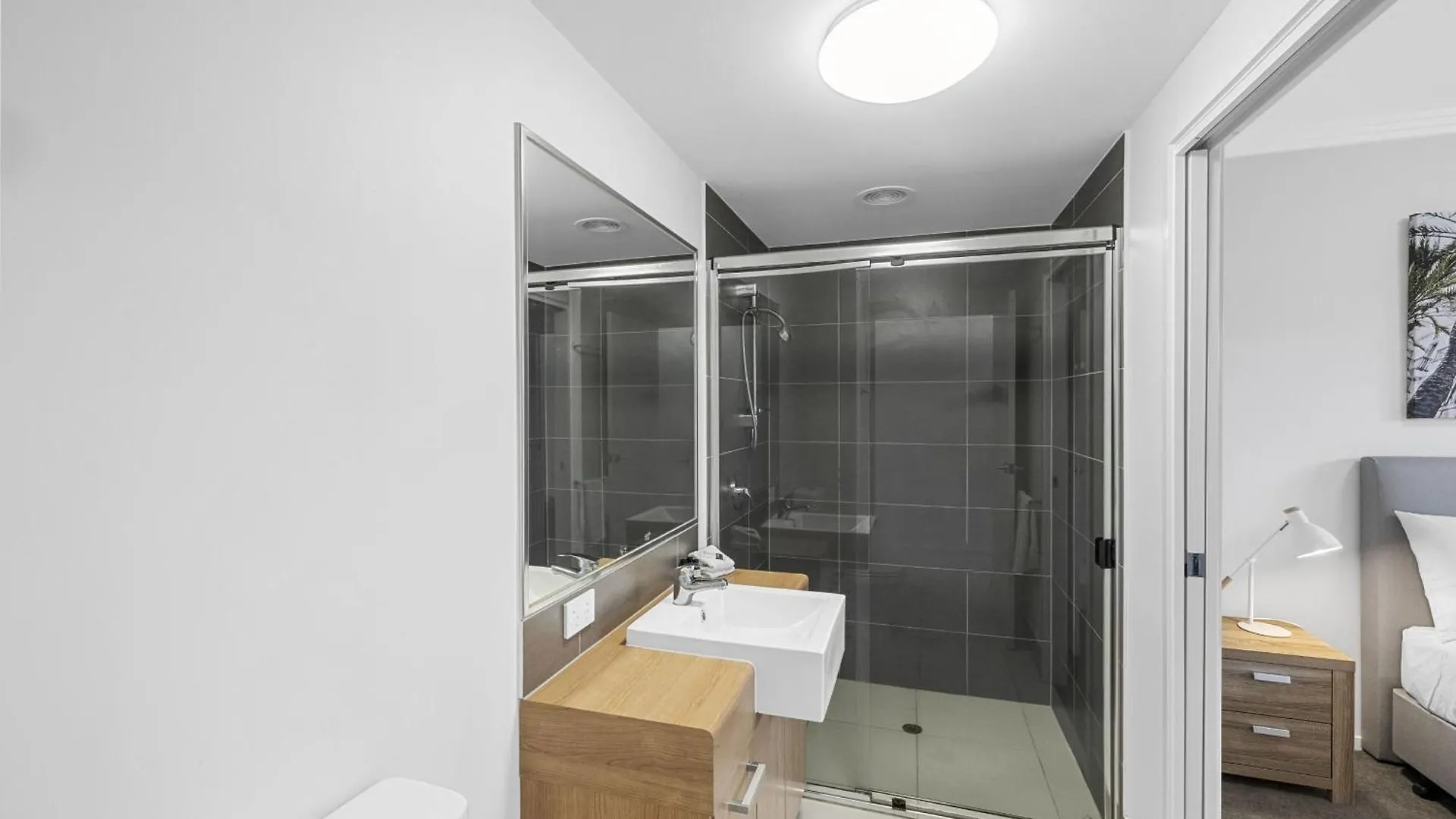 Broadwater On The Peninsula Aparthotel Kawana Waters