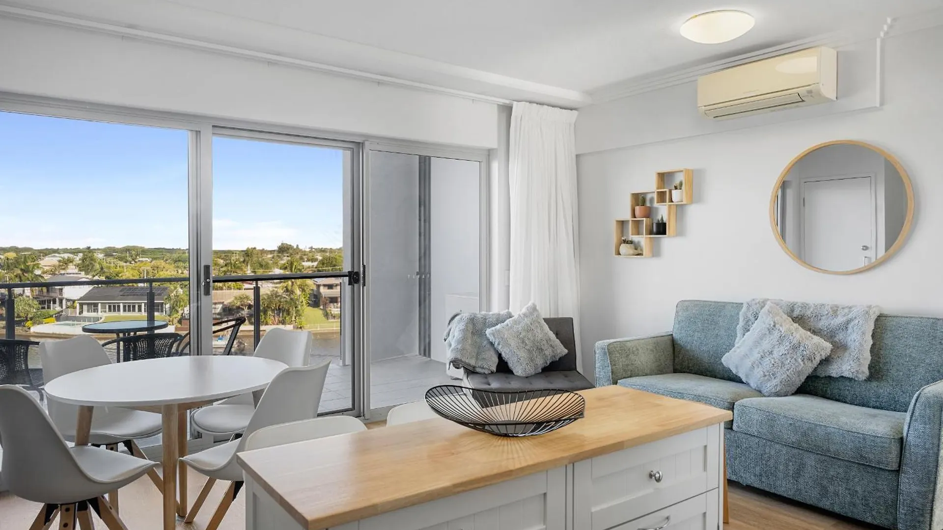 Broadwater On The Peninsula Aparthotel Kawana Waters Australia